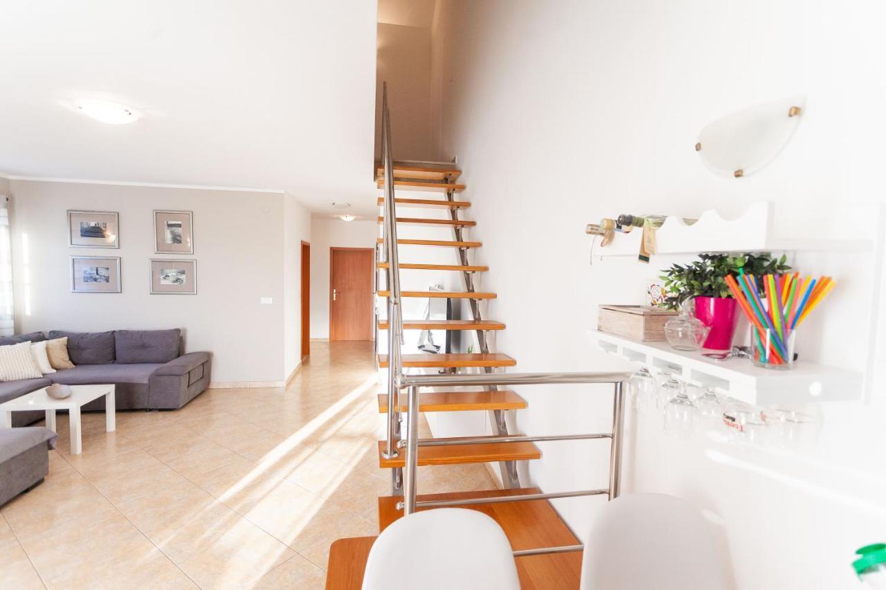 Apartment Jerry With Private Pool Milna  Zewnętrze zdjęcie